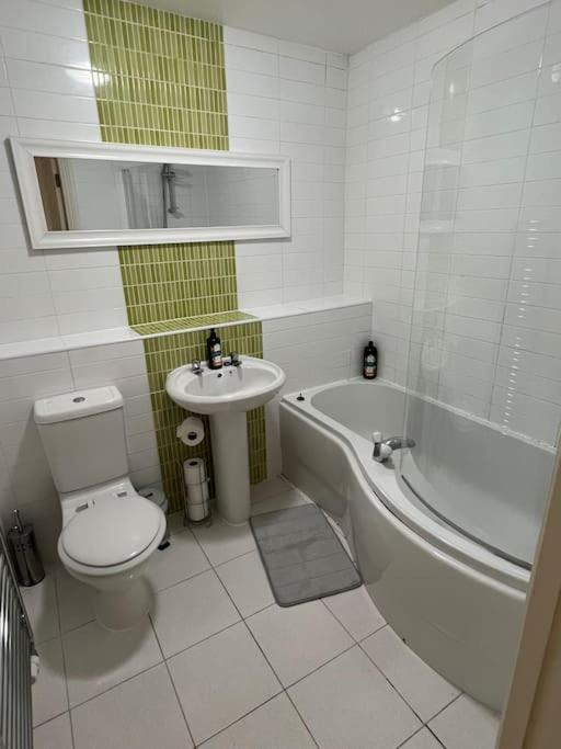 Modern 2 Bedroom Flat Near Glasgow City Centre Ngoại thất bức ảnh